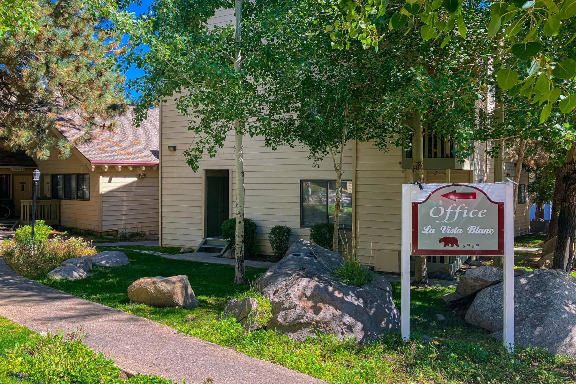 La Vista Blanc 68 Apartment Mammoth Lakes Exterior photo